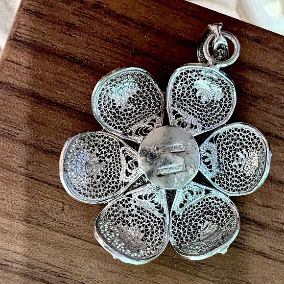 Vintage Designer Filigree 3-D Flower Pendant Solid 925 Sterling Silver w/ stones - Picture 11 of 13
